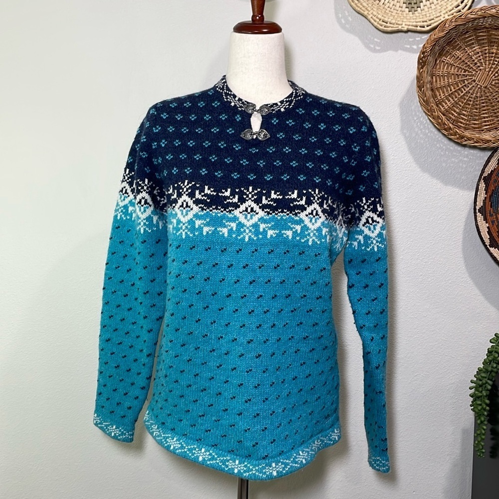 Woolrich Fair Isle Lambs Wool Blend Sweater Heart Clasps Marine Multi Medium